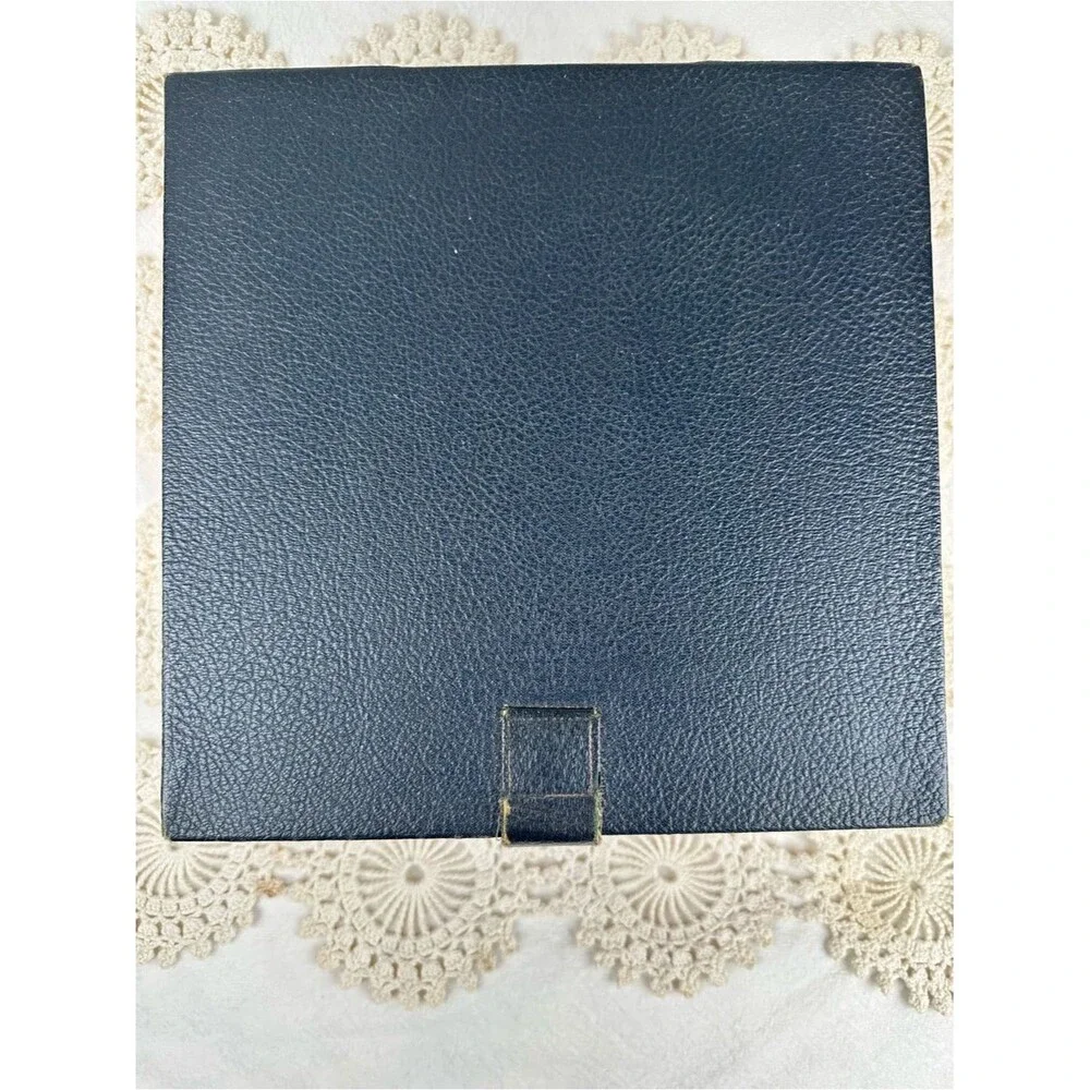 Unbranded charming vintage